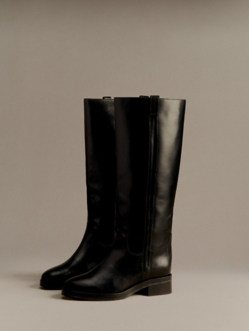 Sézane Bridget Knee Boots in Glossy Black, Size 9 - Picture 4 of 4